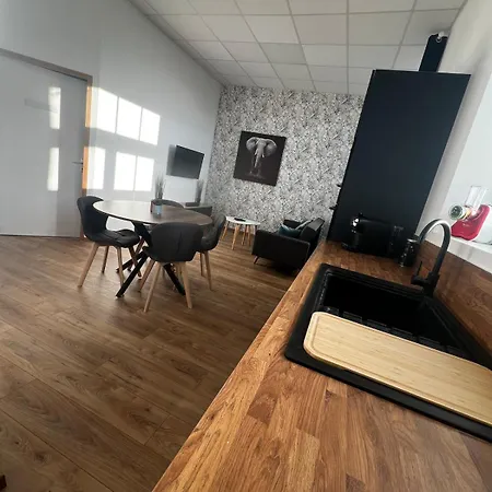 Renove Bord De Sevre 5 Personnes Parking Prive