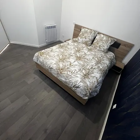 Renove Bord De Sevre 5 Personnes Parking Prive Ferienhaus